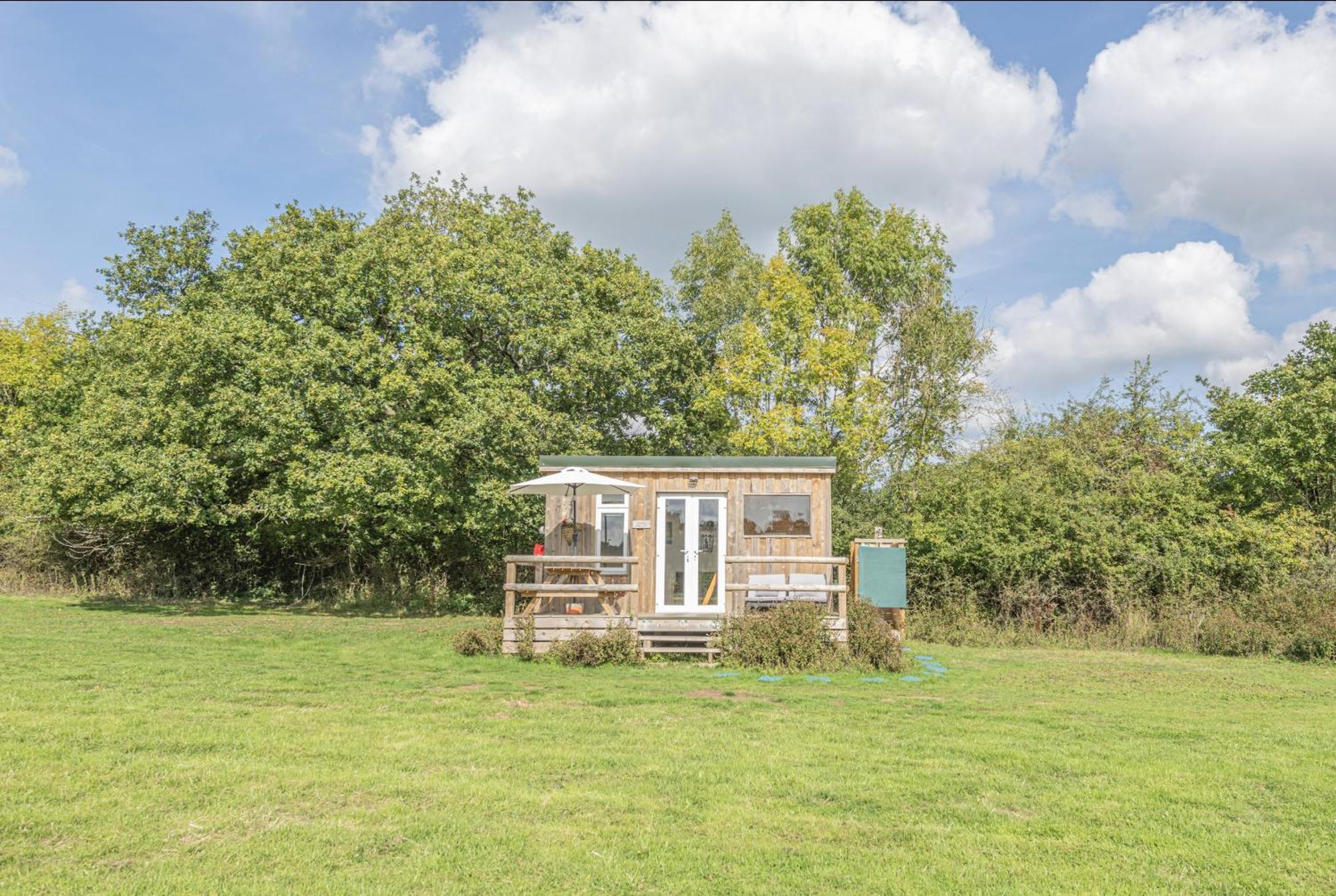 Dartmoor Reach Alpaca Farm Heated Cabins 5 Mins Drive To Dartmoor Боуви Трейси Екстериор снимка