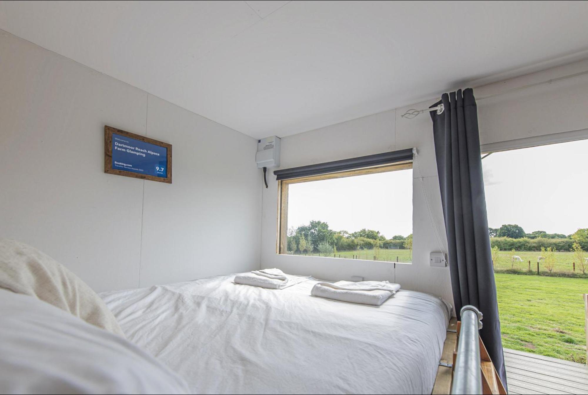 Dartmoor Reach Alpaca Farm Heated Cabins 5 Mins Drive To Dartmoor Боуви Трейси Стая снимка